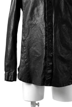 Load image into Gallery viewer, ISAMU KATAYAMA BACKLASH RELAXY LEATHER SHIRT-JACKET / ITALY SHOULDER 0.6mm