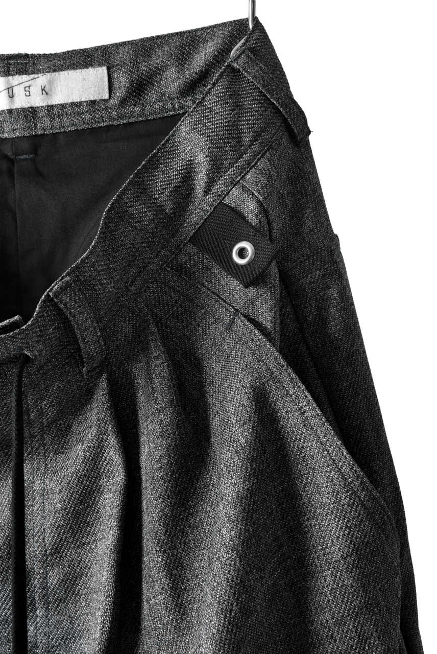 画像をギャラリービューアに読み込む, N/07 "MAUSK Detail" Three Dimensional Wide Tuck / Dart Cropped Pants #2 (GREY)