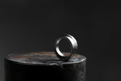 画像をギャラリービューアに読み込む, Holzpuppe Double banded Silver ring texture-1