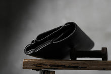 Load image into Gallery viewer, KLASICA LONG WALLET / TEMPESTI OILED COW BENDS LEATHER (BLACK)