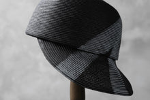 Load image into Gallery viewer, KLASICA HAND PAINTED CAP / LIMITED HAND PAINT (BLACK x WHITE)