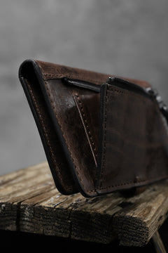 Load image into Gallery viewer, ISAMU KATAYAMA BACKLASH SMART PHONE CASE/PURSE / ITALY DOUBLE SHOULDER (DARK BROWN)