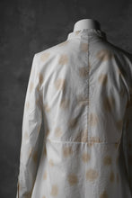 画像をギャラリービューアに読み込む, Aleksandr Manamis Raw Hallf Collar Shirt / Tea Stain Dot