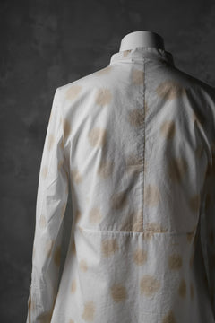 画像をギャラリービューアに読み込む, Aleksandr Manamis Raw Hallf Collar Shirt / Tea Stain Dot