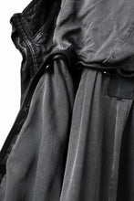 Load image into Gallery viewer, ISAMU KATAYAMA BACKLASH N-3B FLIGHT JACKET / GOAT LEATHER (GARMENT + SPRAY DYED BLACK)