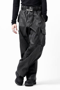 Load image into Gallery viewer, ISAMU KATAYAMA BACKLASH CARGO PANTS / GOAT LEATHER (GARMENT+SPRAY DYED / BLACK)