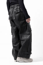 Load image into Gallery viewer, ISAMU KATAYAMA BACKLASH CARGO PANTS / GOAT LEATHER (GARMENT+SPRAY DYED / BLACK)