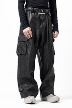 Load image into Gallery viewer, ISAMU KATAYAMA BACKLASH CARGO PANTS / GOAT LEATHER (GARMENT+SPRAY DYED / BLACK)