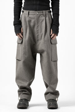 Load image into Gallery viewer, ISAMU KATAYAMA BACKLASH LOW CROTCH CARGO PANTS / CASHMERE WOOL MELTON (BLACK)