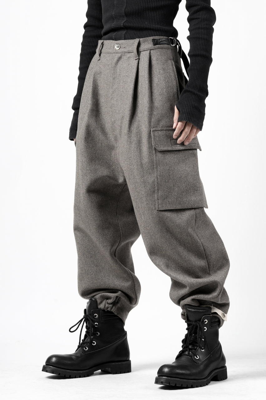 Load image into Gallery viewer, ISAMU KATAYAMA BACKLASH LOW CROTCH CARGO PANTS / CASHMERE WOOL MELTON (BLACK)