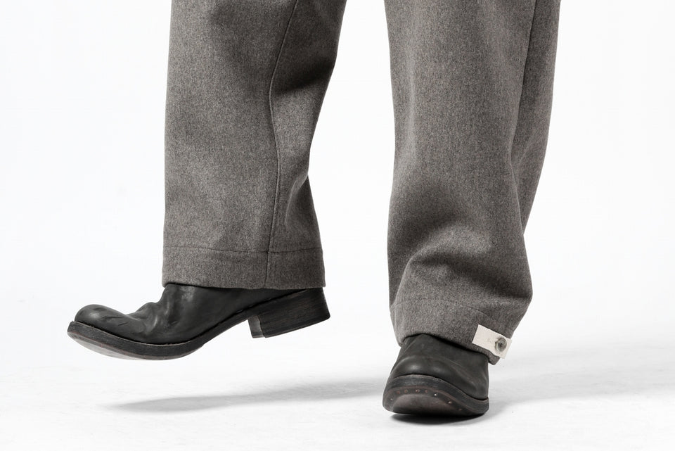 Load image into Gallery viewer, ISAMU KATAYAMA BACKLASH LOW CROTCH CARGO PANTS / CASHMERE WOOL MELTON (BLACK)