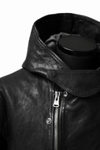 Load image into Gallery viewer, ISAMU KATAYAMA BACKLASH HOODED RIDERS JACKET / JP-CALF GARMENT WASHED (BLACK)