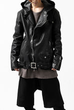 Load image into Gallery viewer, ISAMU KATAYAMA BACKLASH HOODED RIDERS JACKET / JP-CALF GARMENT WASHED (BLACK)