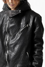 Load image into Gallery viewer, ISAMU KATAYAMA BACKLASH HOODED RIDERS JACKET / JP-CALF GARMENT WASHED (BLACK)