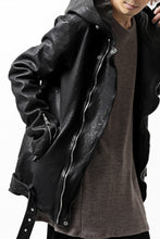Load image into Gallery viewer, ISAMU KATAYAMA BACKLASH HOODED RIDERS JACKET / JP-CALF GARMENT WASHED (BLACK)