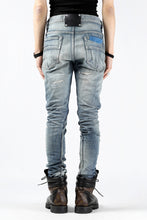 Load image into Gallery viewer, ISAMU KATAYAMA BACKLASH LOW CROTCH SLIM PANTS / STRETCH DENIM (INDIGO)