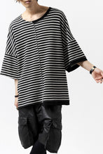 Load image into Gallery viewer, ISAMU KATAYAMA BACKLASH OVERSIZED SWITCHING TOPS / COTTON HONEYCOMB (BORDER)