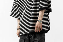 Load image into Gallery viewer, ISAMU KATAYAMA BACKLASH OVERSIZED SWITCHING TOPS / COTTON HONEYCOMB (BORDER)