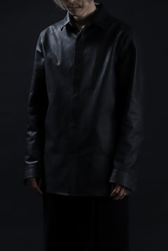 Load image into Gallery viewer, ISAMU KATAYAMA BACKLASH xx GUIDI COMMA 8 LEATHER SHIRT / CALF "Vitello Fiore Volonato" (BLACK) ※