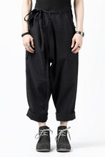 Load image into Gallery viewer, ISAMU KATAYAMA BACKLASH KNOT WAIST WIDE PANTS / COTTON LINEN (BLACK)