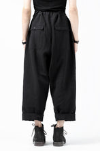 Load image into Gallery viewer, ISAMU KATAYAMA BACKLASH KNOT WAIST WIDE PANTS / COTTON LINEN (BLACK)
