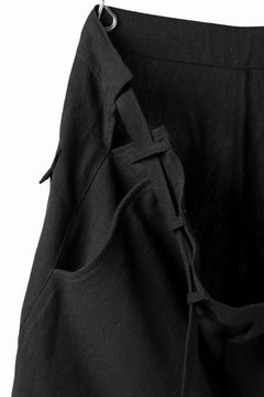 Load image into Gallery viewer, ISAMU KATAYAMA BACKLASH KNOT WAIST WIDE PANTS / COTTON LINEN (BLACK)