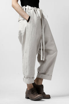Load image into Gallery viewer, ISAMU KATAYAMA BACKLASH KNOT WAIST WIDE PANTS / COTTON LINEN (WHITE)