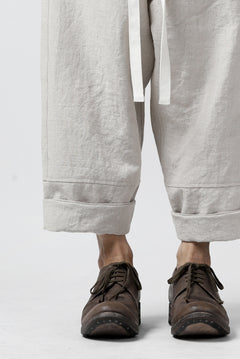 Load image into Gallery viewer, ISAMU KATAYAMA BACKLASH KNOT WAIST WIDE PANTS / COTTON LINEN (WHITE)
