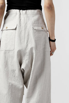 Load image into Gallery viewer, ISAMU KATAYAMA BACKLASH KNOT WAIST WIDE PANTS / COTTON LINEN (WHITE)