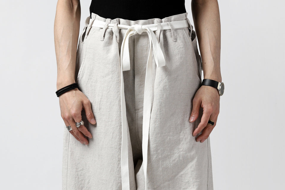 Load image into Gallery viewer, ISAMU KATAYAMA BACKLASH KNOT WAIST WIDE PANTS / COTTON LINEN (WHITE)