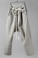 Load image into Gallery viewer, ISAMU KATAYAMA BACKLASH KNOT WAIST WIDE PANTS / COTTON LINEN (WHITE)