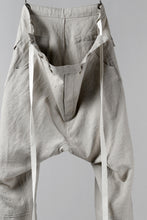 Load image into Gallery viewer, ISAMU KATAYAMA BACKLASH KNOT WAIST WIDE PANTS / COTTON LINEN (WHITE)