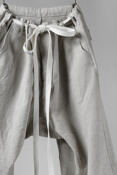 Load image into Gallery viewer, ISAMU KATAYAMA BACKLASH KNOT WAIST WIDE PANTS / COTTON LINEN (WHITE)