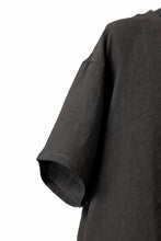 画像をギャラリービューアに読み込む, ISAMU KATAYAMA BACKLASH PULLOVER POCKET SHIRT / SOFT LINEN (CHARCOAL BLACK)