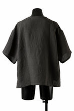画像をギャラリービューアに読み込む, ISAMU KATAYAMA BACKLASH PULLOVER POCKET SHIRT / SOFT LINEN (CHARCOAL BLACK)