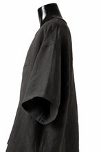 画像をギャラリービューアに読み込む, ISAMU KATAYAMA BACKLASH PULLOVER POCKET SHIRT / SOFT LINEN (CHARCOAL BLACK)
