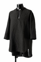 Load image into Gallery viewer, ISAMU KATAYAMA BACKLASH SKIPPER SHIRT / SOFT LINEN (BLACK)