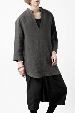 Load image into Gallery viewer, ISAMU KATAYAMA BACKLASH SKIPPER SHIRT / SOFT LINEN (CHARCOAL BLACK)