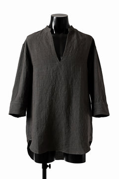 Load image into Gallery viewer, ISAMU KATAYAMA BACKLASH SKIPPER SHIRT / SOFT LINEN (CHARCOAL BLACK)
