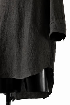 Load image into Gallery viewer, ISAMU KATAYAMA BACKLASH SKIPPER SHIRT / SOFT LINEN (CHARCOAL BLACK)
