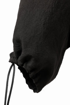 Load image into Gallery viewer, ISAMU KATAYAMA BACKLASH EASY SHORTS / SOFT LINEN (BLACK)