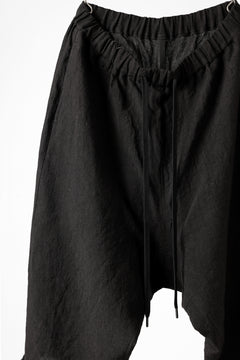 Load image into Gallery viewer, ISAMU KATAYAMA BACKLASH EASY SHORTS / SOFT LINEN (BLACK)