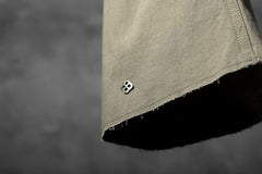 Load image into Gallery viewer, blackcrow worker pocket trousers / cotton woven (BEIGE)
