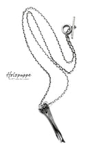 画像をギャラリービューアに読み込む, Holzpuppe exclusive Femur Bone Pendants with White Quartz