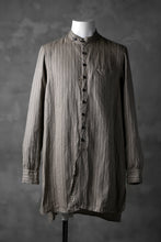 Load image into Gallery viewer, KLASICA STRIPED HERRINGBONE LINEN SHIRT / GARMENT WASHED (BEIGE)