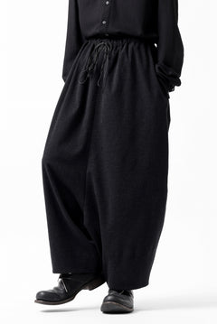 画像をギャラリービューアに読み込む, SOSNOVSKA RALL WOOLEN PANTS (BLACK)