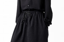 画像をギャラリービューアに読み込む, SOSNOVSKA RALL WOOLEN PANTS (BLACK)