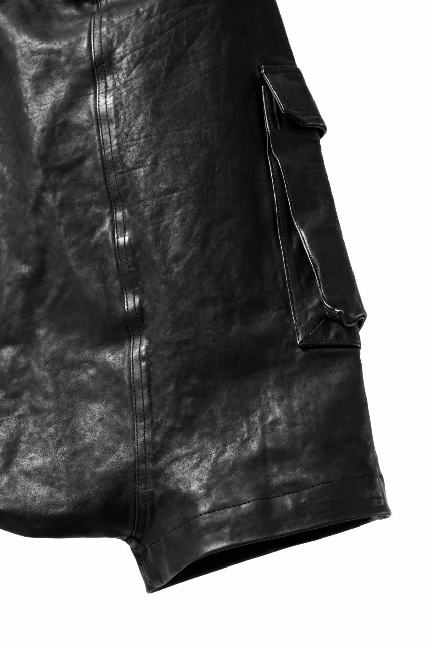 画像をギャラリービューアに読み込む, ISAMU KATAYAMA BACKLASH MARYAM LEATHER SARROUEL SHORTS / GARMENT DYED - ITALY KIP (BLACK)