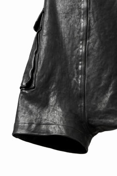 画像をギャラリービューアに読み込む, ISAMU KATAYAMA BACKLASH MARYAM LEATHER SARROUEL SHORTS / GARMENT DYED - ITALY KIP (BLACK)