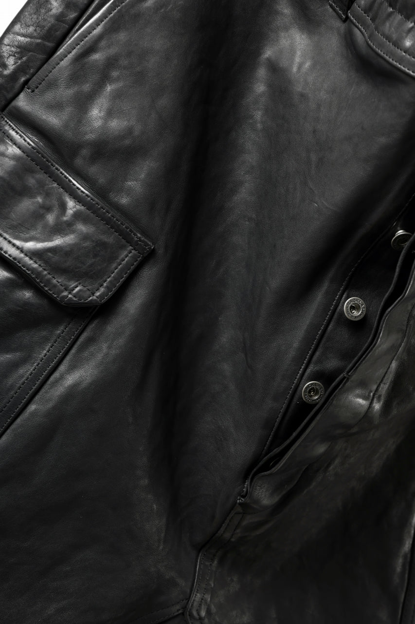 画像をギャラリービューアに読み込む, ISAMU KATAYAMA BACKLASH MARYAM LEATHER SARROUEL SHORTS / GARMENT DYED - ITALY KIP (BLACK)